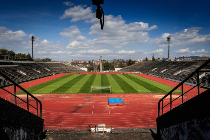 Reabertura das instalações desportivas