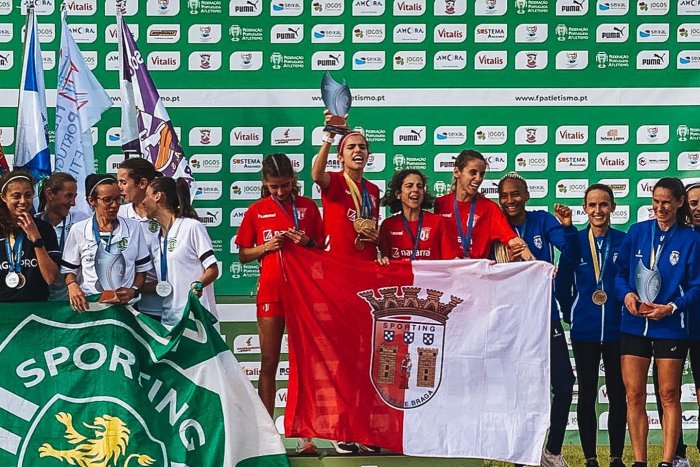 Mariana Machado e equipa feminina do SCBraga Campeãs Nacionais
