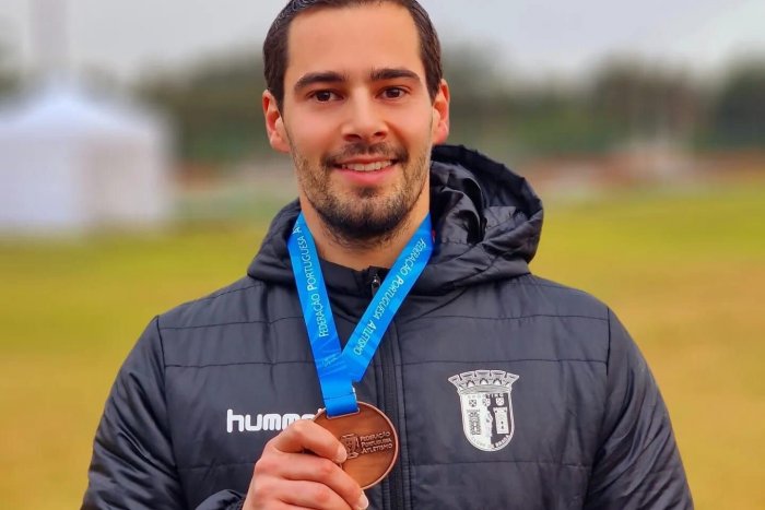 Mário Marques medalha de Bronze no Nacional de Lançamentos Longos